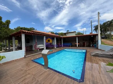 Fazenda/Sítio com 3 Quartos à venda, 1200m² no Curral, Ibiúna