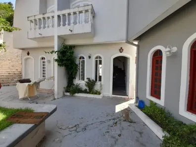 Casa de Condomínio com 2 Quartos à venda, 69m² no Loteamento Balneário Camburi, Caraguatatuba