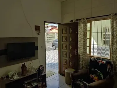 Sobrado com 2 Quartos à venda, 66m² no Jardim Caiahu, Mongaguá