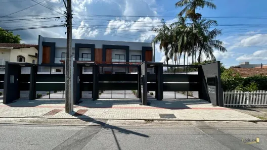 Sobrado com 3 Quartos à venda, 114m² no Saguaçu, Joinville