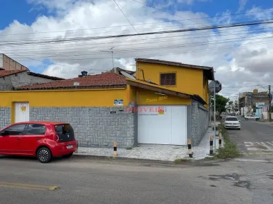 Casa com 5 Quartos para alugar, 200m² no Damas, Fortaleza