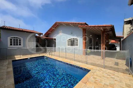 Casa com 3 Quartos à venda, 169m² no Jardim Tres Marias, Peruíbe