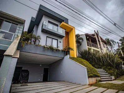 Casa de Condomínio com 3 Quartos à venda, 220m² no Loteamento Villa Di Roma, São Roque