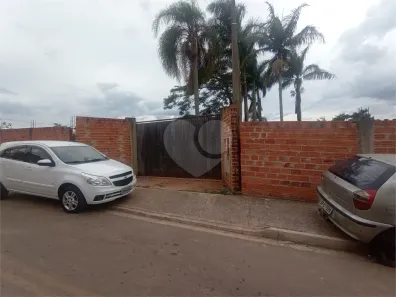 Fazenda/Sítio com 3 Quartos à venda, 170m² no Vila Belo Horizonte, Itapetininga