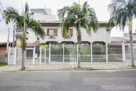 Casa com 3 Quartos à venda, 410m² no Jardim Lindóia, Porto Alegre