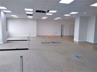 Sala Comercial à venda, 550m² no Vila da Serra, Nova Lima