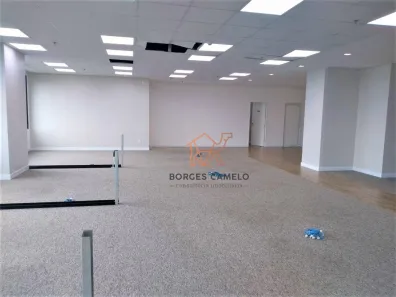 Sala Comercial à venda, 550m² no Vila da Serra, Nova Lima
