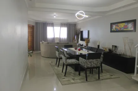 Casa com 4 Quartos para alugar, 385m² no Vila Flórida, Guarulhos