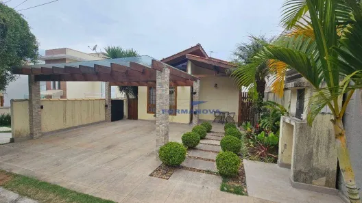 Casa de Condomínio com 3 Quartos à venda, 180m² no Pitas, Cotia