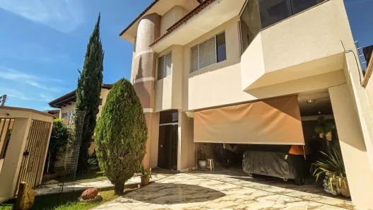 Sobrado com 4 Quartos à venda, 415m² no Setor Sul, Goiânia