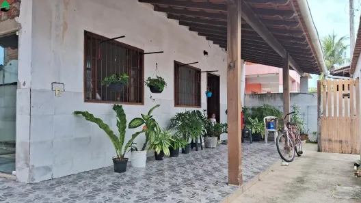 Casa com 4 Quartos à venda, 300m² no Serramar, Serra