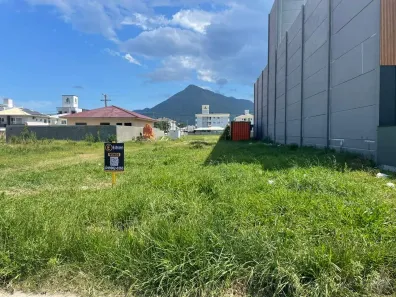 Lote/Terreno à venda, 403m² no Nova Palhoça, Palhoça