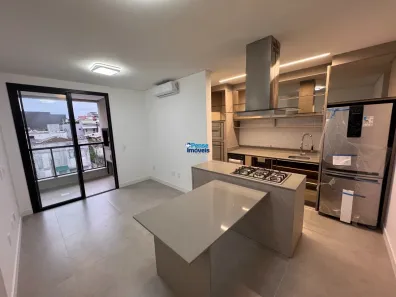Apartamento com 2 Quartos à venda, 70m² no Centro, Florianópolis