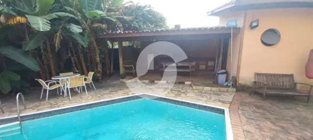 Casa com 4 Quartos à venda, 556m² no Itaipu, Niterói