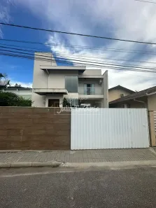 Casa com 3 Quartos à venda, 163m² no Nova Brasília, Brusque