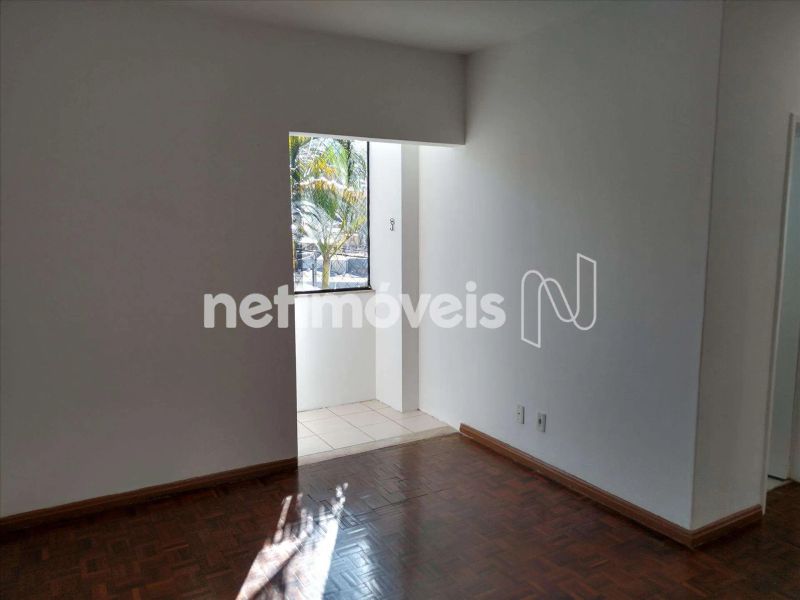 Apartamento com 3 quartos — Estoril, Belo Horizonte
