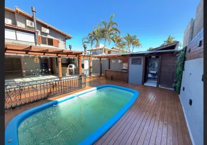 Casa com 3 Quartos à venda, 231m² no Rio Tavares, Florianópolis