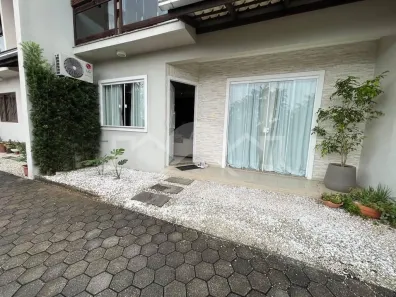 Casa com 3 Quartos à venda, 93m² no Costa e Silva, Joinville