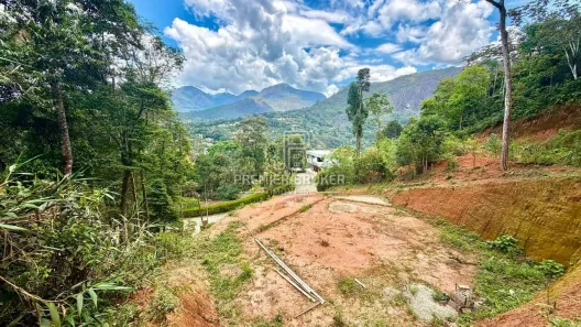 Lote/Terreno à venda, 1500m² no Parque do Imbui, Teresópolis