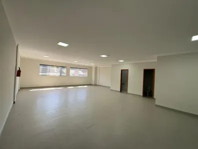 Ponto Comercial para alugar, 250m² no Glória, Vila Velha