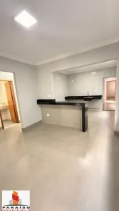 Casa com 3 Quartos à venda, 200m² no Dona Zulmira, Uberlândia