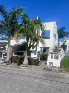 Casa com 3 Quartos à venda, 286m² no Pedra Branca, Palhoça