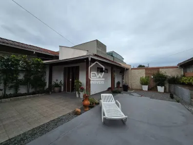 Casa com 3 Quartos à venda, 392m² no Centenário, Jaraguá do Sul