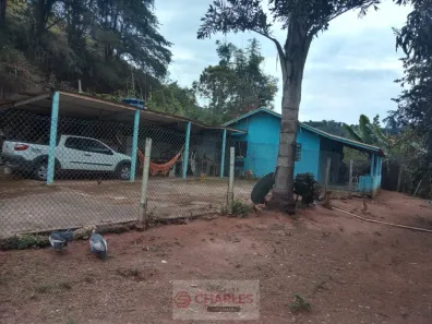 Fazenda/Sítio com 4 Quartos à venda, 120m² no , Ouro Fino