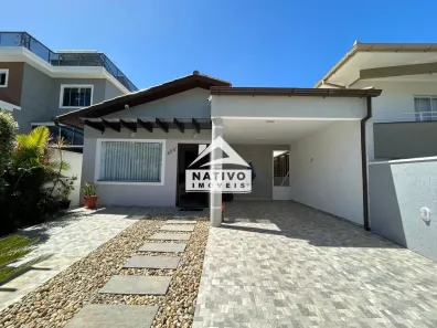 Casa com 3 Quartos à venda, 148m² no São João do Rio Vermelho, Florianópolis