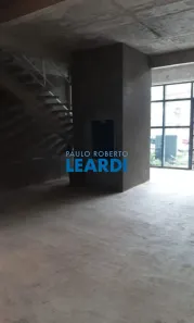 Ponto Comercial para alugar, 198m² no Jardim das Acácias, São Paulo