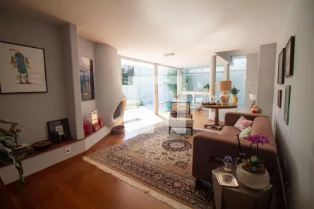 Casa com 3 Quartos à venda, 370m² no Chácara Monte Alegre, São Paulo