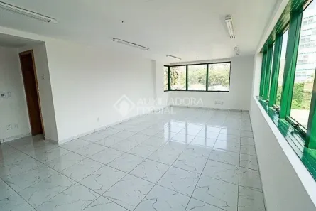 Sala Comercial à venda, 42m² no Centro Histórico, Porto Alegre