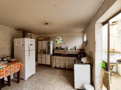 Casa com 4 Quartos à venda, 360m² no Vila Universal, Betim