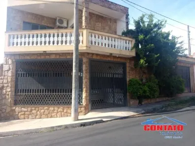 Casa com 2 Quartos à venda, 236m² no Jardim Medeiros, São Carlos