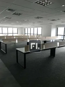 Sala Comercial para alugar, 339m² no Alphaville Industrial, Barueri