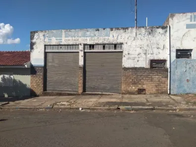 Galpão/Depósito/Armazém para alugar, 250m² no Canaã, Marília