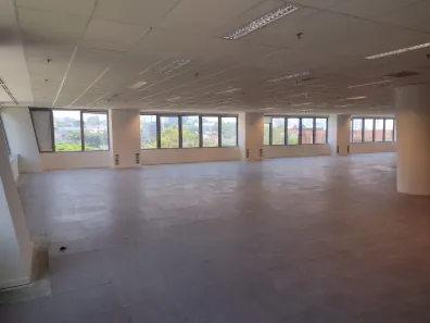 Ponto Comercial para alugar, 384m² no Várzea de Baixo, São Paulo