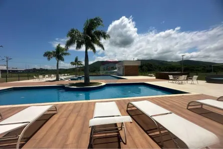 Lote/Terreno à venda, 450m² no Jardim Arco Íris, São Pedro da Aldeia