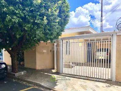 Casa com 3 Quartos à venda, 270m² no Vila Santa Cruz, São José do Rio Preto