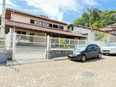 Casa com 3 Quartos à venda, 260m² no Velha, Blumenau