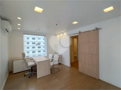 Sala Comercial à venda, 38m² no Liberdade, São Paulo