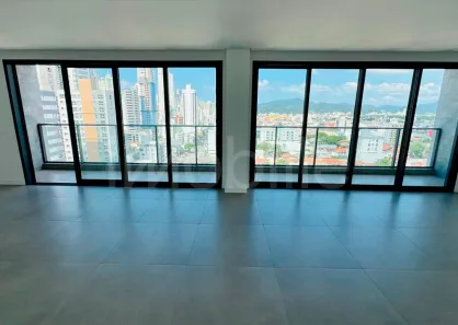 Apartamento com 3 Quartos à venda, 170m² no Centro, Balneário Camboriú