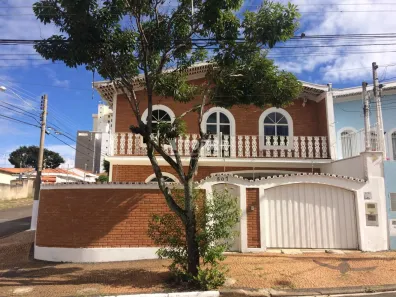 Sobrado com 5 Quartos à venda, 330m² no Bonfim, Campinas
