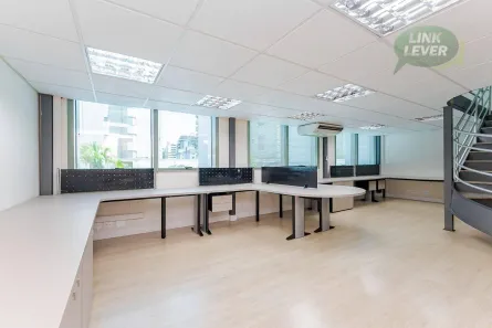 Sala Comercial à venda, 81m² no Batel, Curitiba