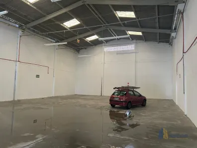 Galpão/Depósito/Armazém para alugar, 498m² no Brejarú, Palhoça
