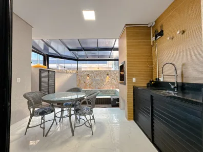 Sobrado com 3 Quartos à venda, 110m² no Gaivotas, Matinhos