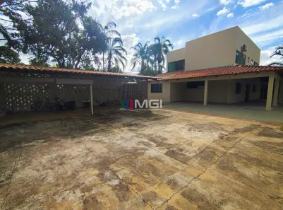 Fazenda/Sítio com 8 Quartos à venda, 5000m² no Centro, Santo Antônio de Goiás