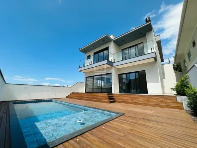 Casa com 3 Quartos à venda, 299m² no Pedra Branca, Palhoça