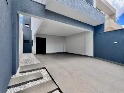 Sobrado com 3 Quartos à venda, 217m² no Jardim Higienópolis, Maringá