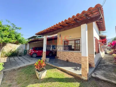 Casa com 4 Quartos para alugar, 260m² no Piratininga, Niterói